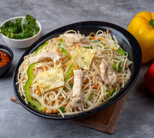 Chicken Hakka Noodles