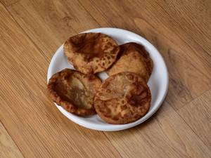 Puri (10 Pcs)
