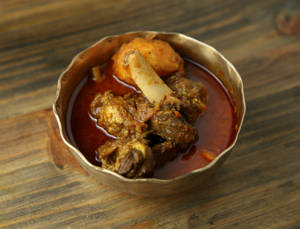 Aloo Diye Kochi Mangshor Jhol