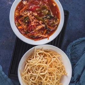 Veg Schezwan Chopsuey