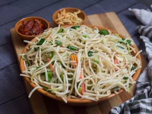 Veg Hakka Noodles