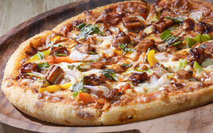 Chilli BBQ Paneer Pizza