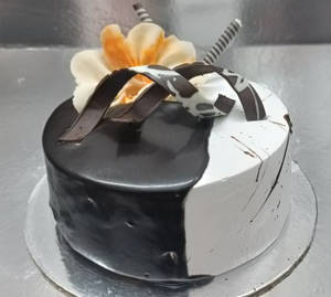 Choco Vanilla Cake