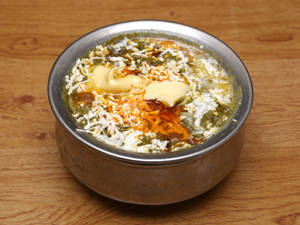Sarso Ka Saag Makhani