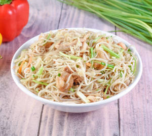 Mixed Thai Hakka Noodles 