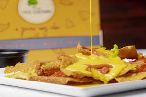 Nachos Party Box (serves 3-4)