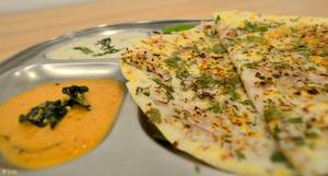 Onion Uttapam