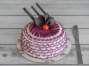 Black Currant Cake