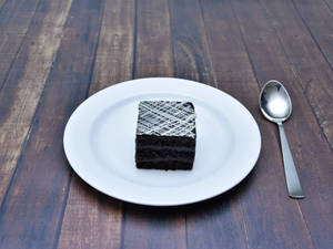 Eggless Chocolate Truffle Pastry