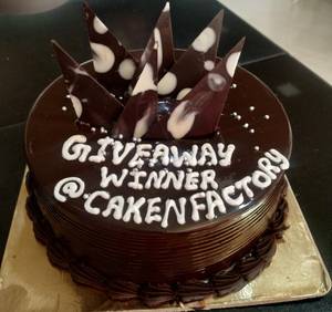 Chocolate Creamy Cake (500 Gms)