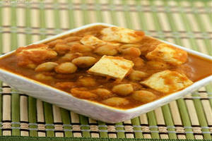 Chana Paneer