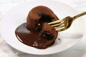 Chocolava Cake (1 Pc)
