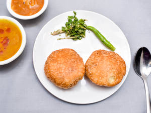 Dal Kachori Aloo Sabzi ( 2pcs )