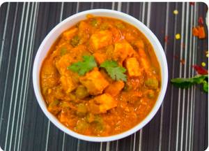 Matar Paneer