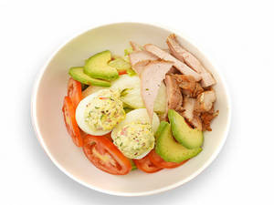 High Protein Salad With Devilled Eggs And Chicken Variant