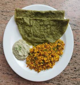 Vegan Tofu Bhurji With Spinach & Basil Multigrain Dosa