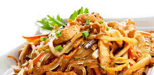 Mughlai Special Chicken Noodles (Chef'S Special)