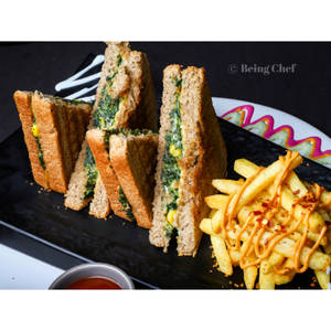 Creamy Spinach & Corn Sandwich with Fries