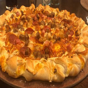 Garlic Twist Pizza (7")