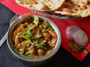 Chana Masala with Paneer