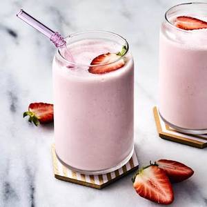 Super Strawberry Ice Cream Shake
