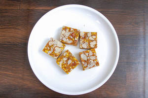 Anjeer Dry Fruit Cake