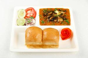 Mushroom Pav Bhaji