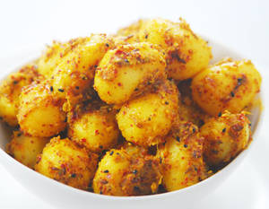 Achari Aloo