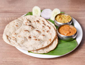 Roti Curry (2 Pcs)