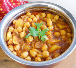 Aloo Chola