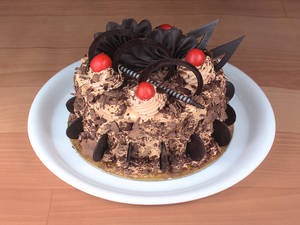 Black Forest Cake 500gm  ( eggless )