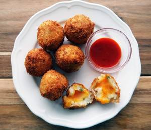 Potato Cheese Balls (5 Pcs)