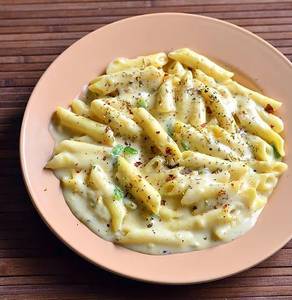 White Sauce Penne