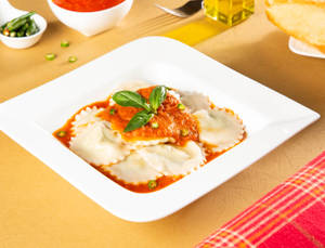 Ravioli With Spicy Red Pepper Sauce