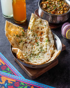 Cheese Garlic Naan