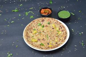 Aloo With Chilli Garlic Paratha