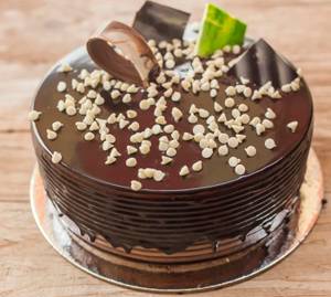 Choco Chip Cake (500 gms) (Eggless)