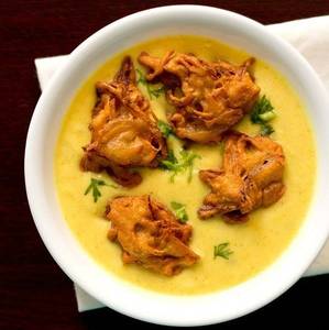 Kadi Pakoda