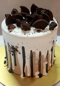 Oreo Deluxe Cake 1.2kg