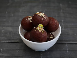 Kala Gulab Jamun
