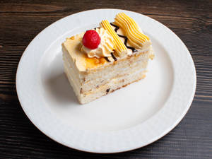 Butterscotch Chow Cream Pastry                                                                                          