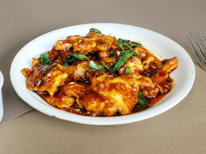 Sliced Chicken Green Chilli Sauce