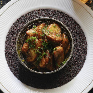 Kasundi Honey Mustard Potato Wedges