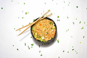 Veg Hakka Noodles