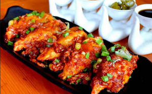 Vegetable Schezwan Momo (8 Pcs)