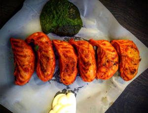 Paneer Tandoori Momos