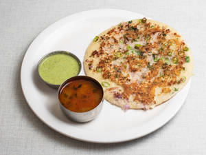 Onion Tomato Uttappam