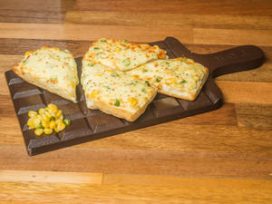 Sweet Corn & Chilli Cheesy Italian Toast