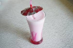 Strawberry Ice Cream Milk Shake