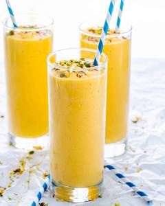 Cream Mango Smoothie